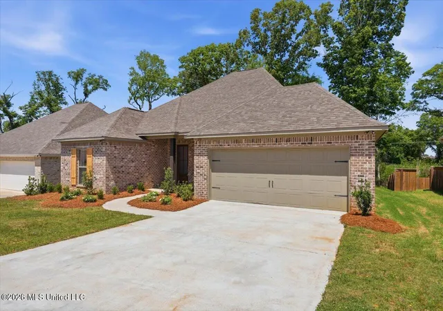 Photo 3 of Sale Pending at 210 Birch Ln, Canton, MS 39046 | MLS# 4127750 | Listing updated on 2026-10-05