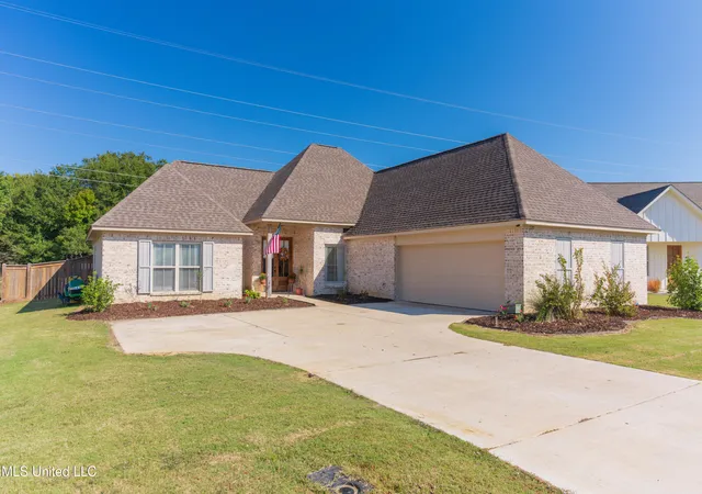 Photo 2 of Single family home for sale at 125 Willow Way, Canton, MS 39046 | MLS# 4128713 | Listing updated on 2026-06-30