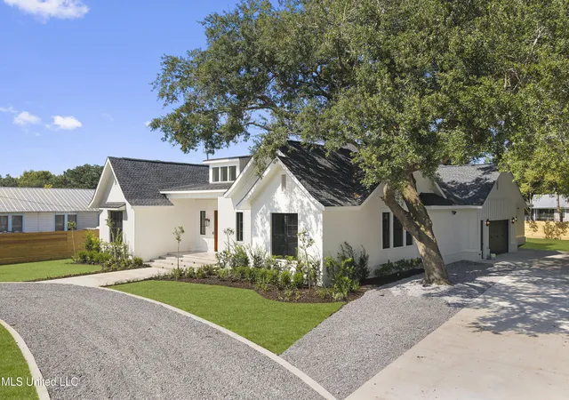 4th image of 1203 Calhoun St, Ocean Springs, MS 39564 | MLS# 4128425