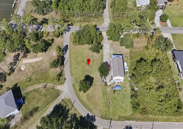 Homes for sale in Pass Christian, MS | 105 Mimosa St, Pass Christian, MS 39571 | MLS# 4128453