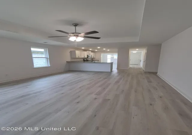Photo 2 of Sale Pending at 7851 Gardendale Dr, Olive Branch, MS 38654 | MLS# 4128655 | Listing updated on 2026-08-20