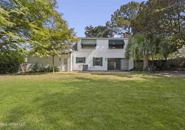 4th image of 337 Fairview Dr, Biloxi, MS 39531 | MLS# 4128673