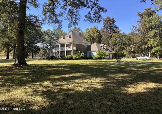 Photo 3 of Sale Pending at 10050 N Highway 49, Jackson, MS 39209 | MLS# 4128931 | Listing updated on 2026-03-30