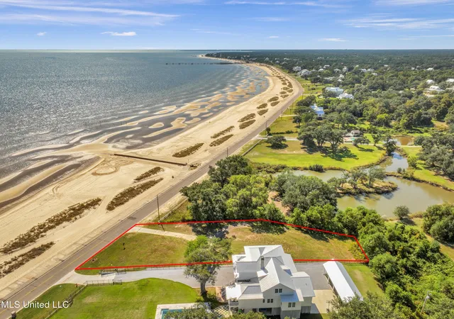 3rd image of 645 N Beach Blvd, Waveland, MS 39576 | MLS# 4129001