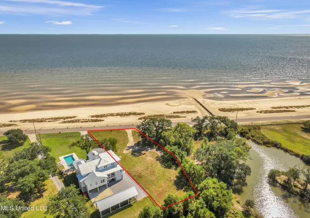 4th image of 645 N Beach Blvd, Waveland, MS 39576 | MLS# 4129001
