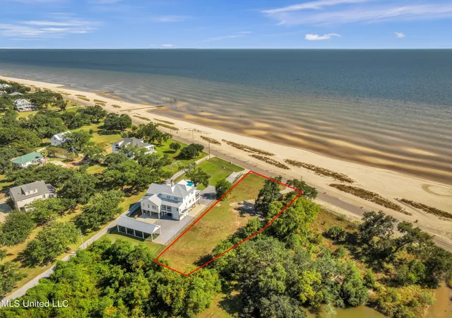 5th image of 645 N Beach Blvd, Waveland, MS 39576 | MLS# 4129001
