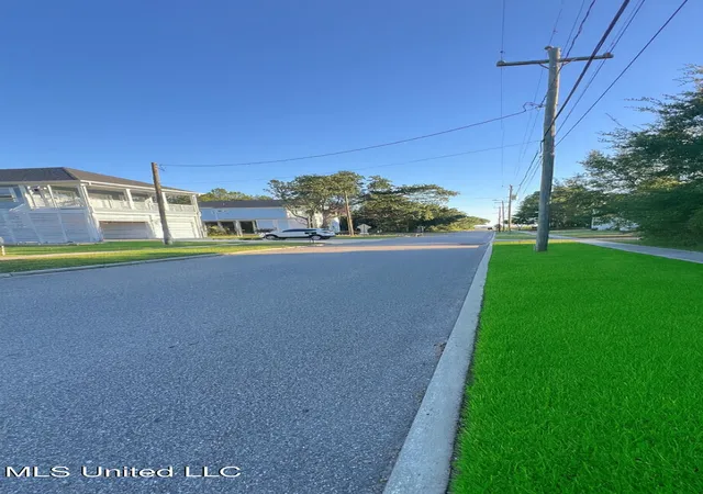 Photo 4 of Land for sale at 132 Holiday Ave, Pass Christian, MS 39571 | MLS# 4128921 | Listing updated on 2026-03-30