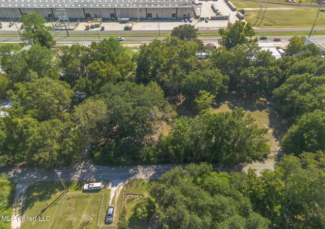 Photo 4 of Single family home for sale at 4409 29th Street, Gulfport, MS 39501 | MLS# 4129048 | Listing updated on 2026-08-31