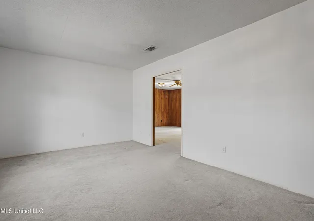 5th image of 8 Lexington Pl, Gulfport, MS 39507 | MLS# 4129166