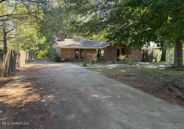 Photo 3 of Single family home for sale at 5508 Tulane Rd, Horn Lake, MS 38637 | MLS# 4129298 | Listing updated on 2026-09-14