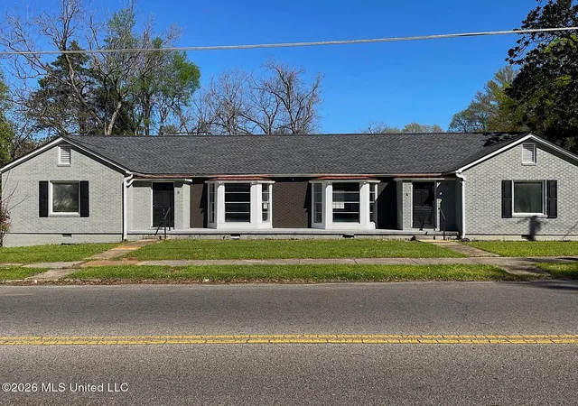 Homes for sale in Meridian, MS | 2300 23rd Ave, Meridian, MS 39301 | MLS# 4129399