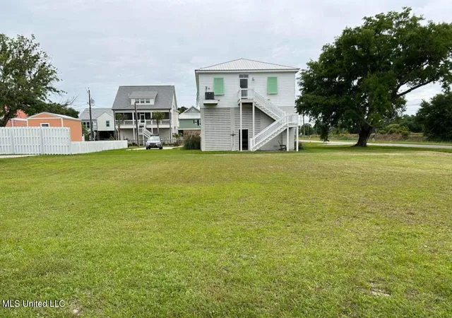 Photo 1 of Land for sale at 129 Vista Dr, Pass Christian, MS 39571 | MLS# 4129749 | Listing updated on 2026-03-30