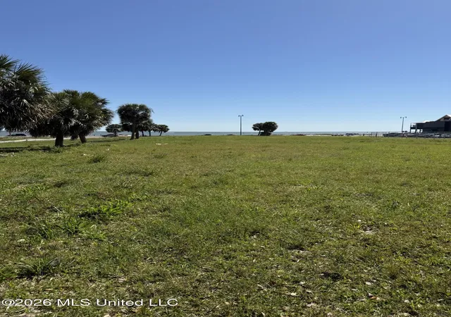 Photo 1 of Land for sale at 960 Beach Dr, Gulfport, MS 39507 | MLS# 4144301 | Listing updated on 2026-03-31