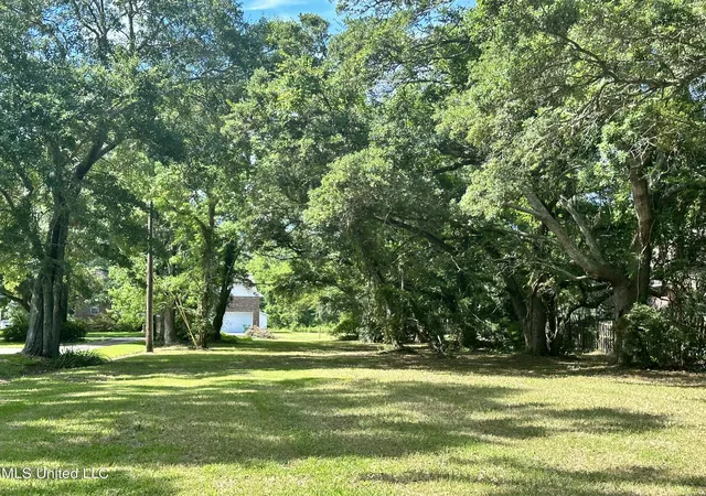 2nd image of 2507 Beach Blvd, Pascagoula, MS 39567 | MLS# 4130143