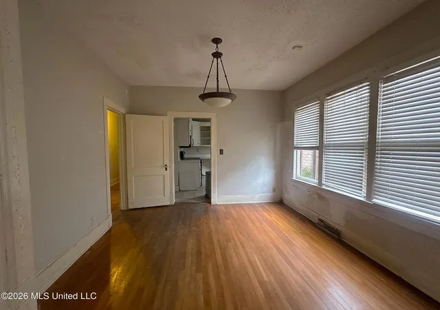 Photo 4 of Single family home for sale at 627 Mohawk Ave, Jackson, MS 39216 | MLS# 4130172 | Listing updated on 2026-09-11