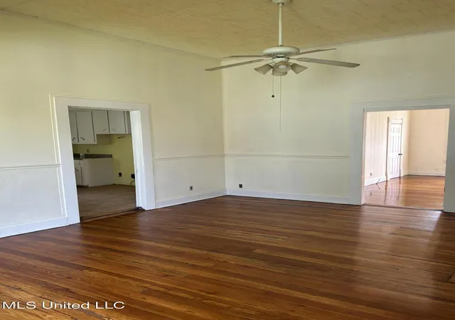 Homes for sale in Brookhaven, MS | 341 W Congress St, Brookhaven, MS 39601 | MLS# 4130922