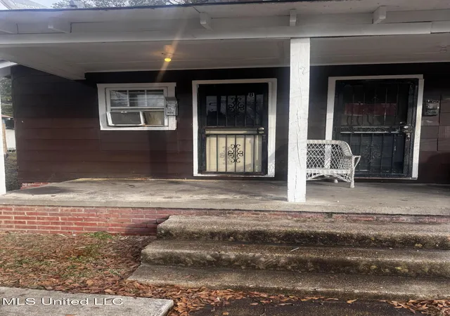 Photo 2 of House for sale at 2218 Mobile Ave, Jackson, MS 39213 | MLS# 4130949 | Listing updated on 2026-10-23