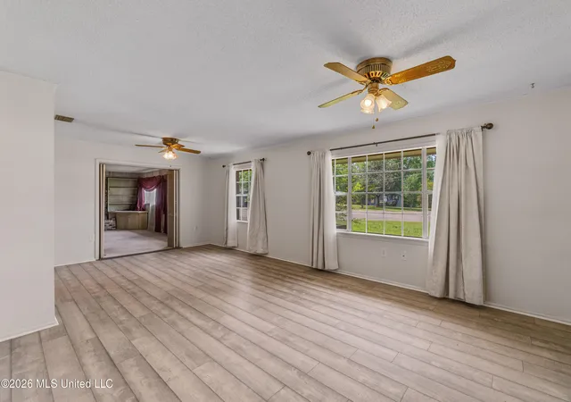 Homes for sale in Hattiesburg, MS | 2816 Williamsburg Rd, Hattiesburg, MS 39402 | MLS# 4130953