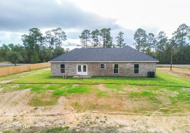 Homes for sale in Kiln, MS | 4300 Firetower Rd, Kiln, MS 39556 | MLS# 4131149
