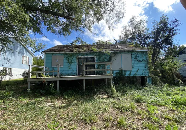 Photo 3 of Sale Pending at 506 Taylor St, Jackson, MS 39216 | MLS# 4131212 | Listing updated on 2026-03-30