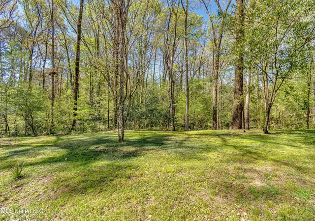 Photo 1 of Land for sale at 200 Ridge Dr, Jackson, MS 39216 | MLS# 4131674 | Listing updated on 2026-05-14