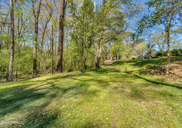Photo 3 of Land for sale at 200 Ridge Dr, Jackson, MS 39216 | MLS# 4131674 | Listing updated on 2026-05-14