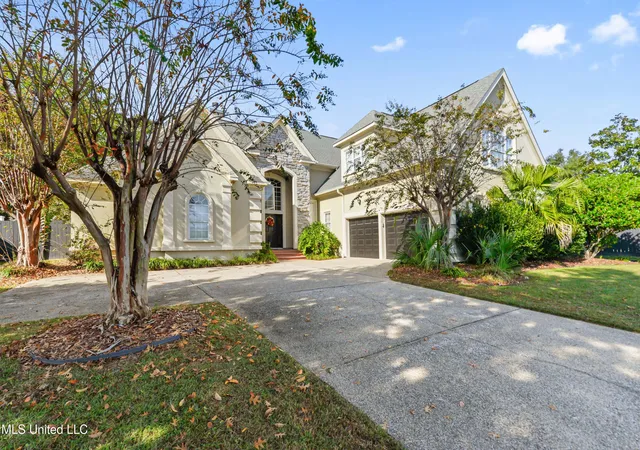 2nd image of 2013 Pointe Clear Dr, Biloxi, MS 39531 | MLS# 4132175