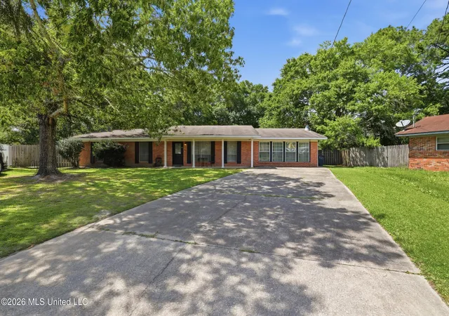 1st image of 4221 N Londontown Rd, Pascagoula, MS 39581 | MLS# 4132711