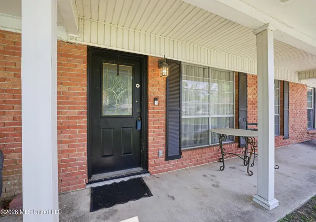 5th image of 4221 N Londontown Rd, Pascagoula, MS 39581 | MLS# 4132711