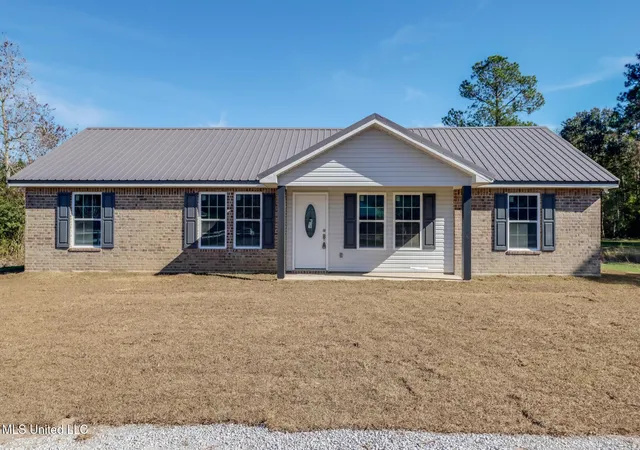 Homes for sale in Kiln, MS | 17202 Gardenia St, Kiln, MS 39556 | MLS# 4132226