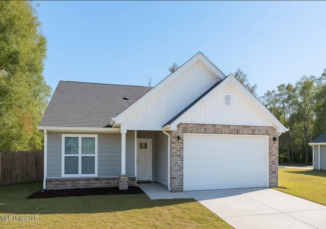 Homes for sale in Diamondhead, MS | 649 Iona St, Diamondhead, MS 39525 | MLS# 4132373