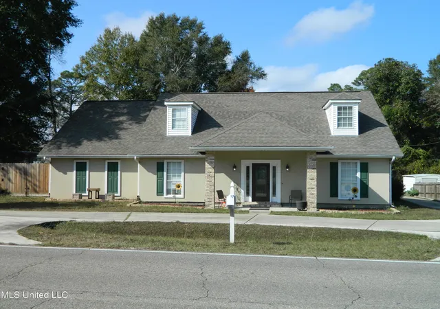 Homes for sale in Diamondhead, MS | 87129 Golf Club Dr, Diamondhead, MS 39525 | MLS# 4140242