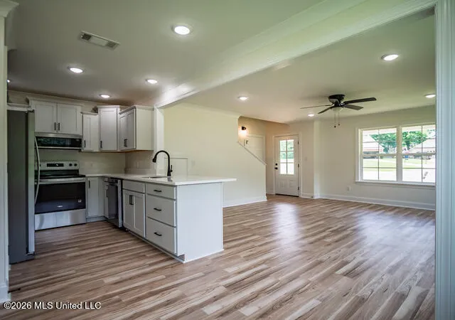 Homes for sale in Batesville, MS | 102 Autumwood Cvs, Batesville, MS 38606 | MLS# 4132744