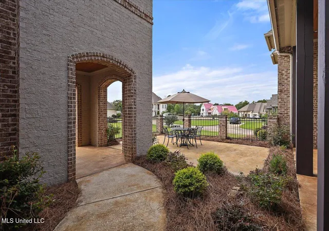 3rd image of 213 Ironwood Plantation Blvd, Madison, MS 39110 | MLS# 4132855