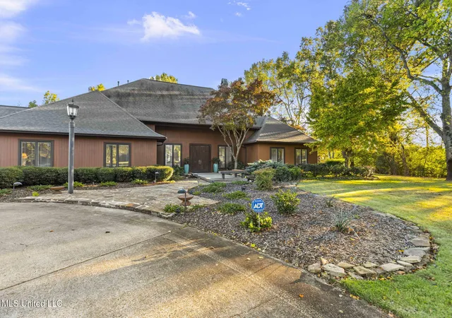 3rd image of 108 Cove Ln, Madison, MS 39110 | MLS# 4133403