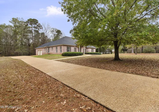 5th image of 113 Allenwood Dr, Canton, MS 39046 | MLS# 4133424
