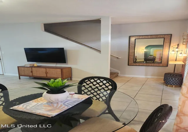 Photo 3 of Townhouse for sale at 1120 A Century Oaks Dr, Gulfport, MS 39507 | MLS# 4134447 | Listing updated on 2026-09-01