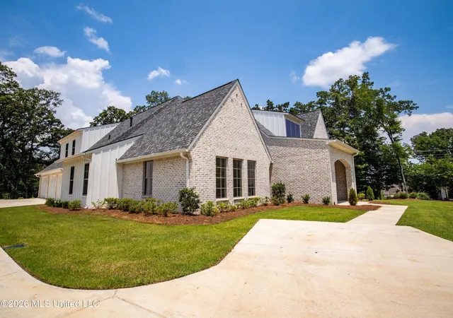 Homes for sale in Madison, MS | 103 Silverleaf Dr, Madison, MS 39110 | MLS# 4133781