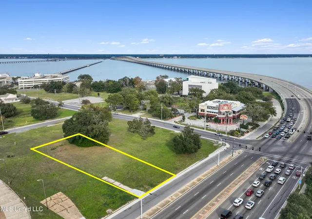 1st image of 166 Beach Blvd, Biloxi, MS 39530 | MLS# 4133921