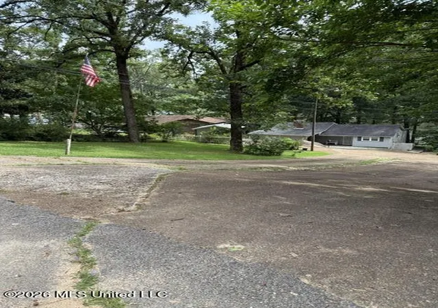 Homes for sale in Ashland, MS | 908 Lakeview Dr, Ashland, MS 38603 | MLS# 4133841