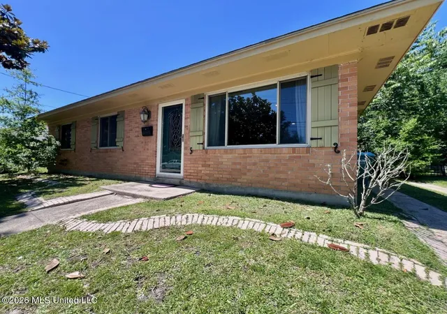 Photo 3 of Single family home for sale at 2213 North St, Gulfport, MS 39507 | MLS# 4134654 | Listing updated on 2026-07-08