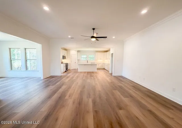 Photo 3 of Single family home for sale at 6017 Cardona Dr, Ocean Springs, MS 39564 | MLS# 4134416 | Listing updated on 2026-10-01
