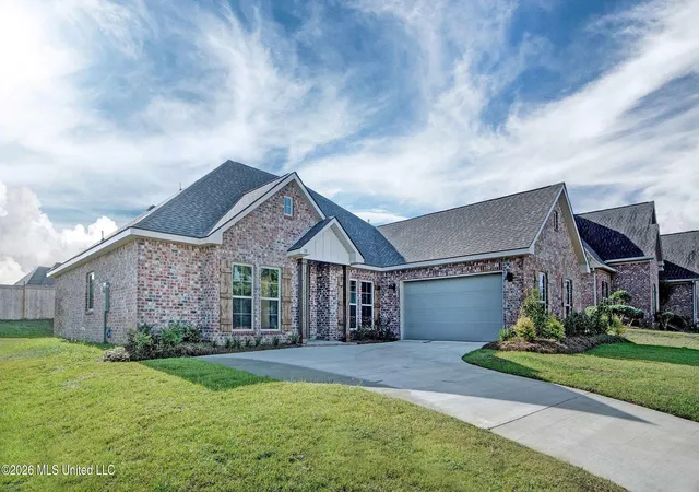 Photo 2 of Single family home for sale at 318 Cornerstone Xing, Brandon, MS 39042 | MLS# 4134528 | Listing updated on 2026-09-17