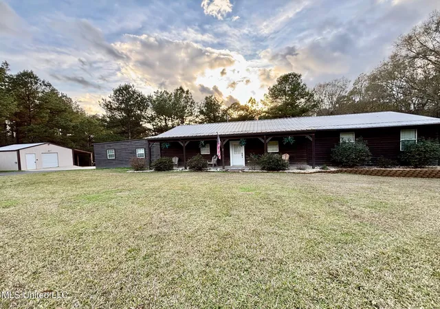 Homes for sale in Jayess, MS | 1614 Hwy 583, Jayess, MS 39641 | MLS# 4134742