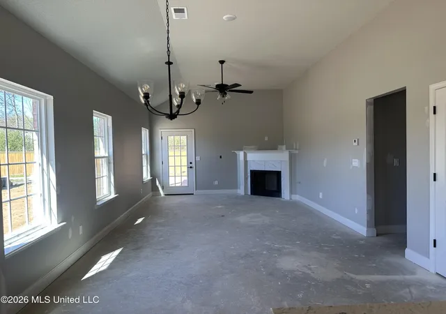 Photo 2 of Single family home for sale at 240 Flower Garden Dr, Southaven, MS 38671 | MLS# 4134757 | Listing updated on 2026-06-19