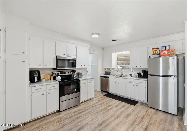 Photo 3 of Single family home for sale at 1150 Branch St, Jackson, MS 39212 | MLS# 4134831 | Listing updated on 2026-05-15
