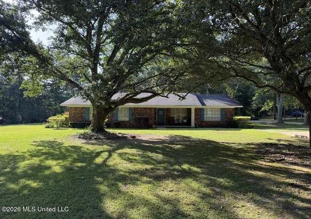 Homes for sale in Carthage, MS | 211 Hwy 487, Carthage, MS 39051 | MLS# 4134848