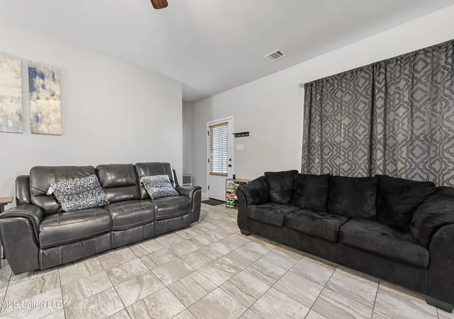 Photo 4 of Single family home for sale at 836 Reunion Pl Cir, Biloxi, MS 39532 | MLS# 4137686 | Listing updated on 2026-06-29