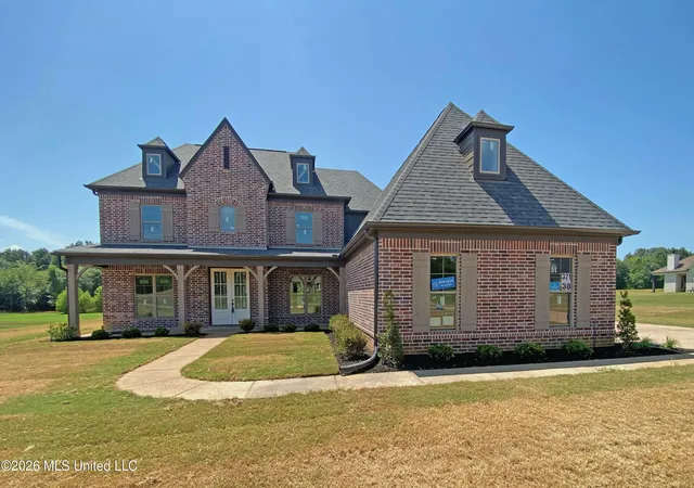 Photo 1 of Sale Pending at 321 Cedar Crst Cvs, Byhalia, MS 38611 | MLS# 4135273 | Listing updated on 2026-09-16