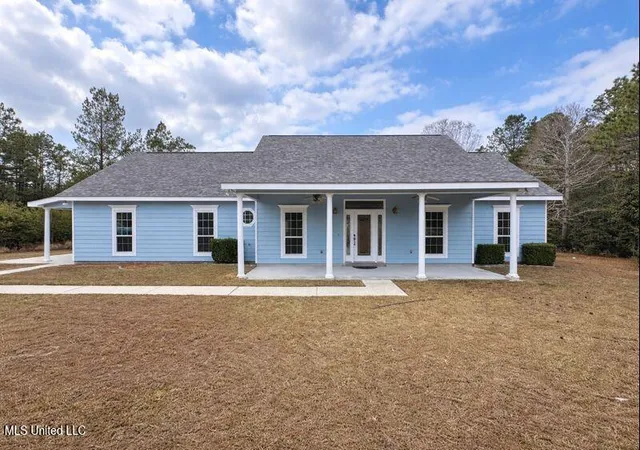Homes for sale in Kiln, MS | 21120 Road 311, Kiln, MS 39556 | MLS# 4135385